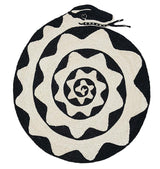 Schumacher Natural/Black 3.83' x 4.25' Espiral Rug