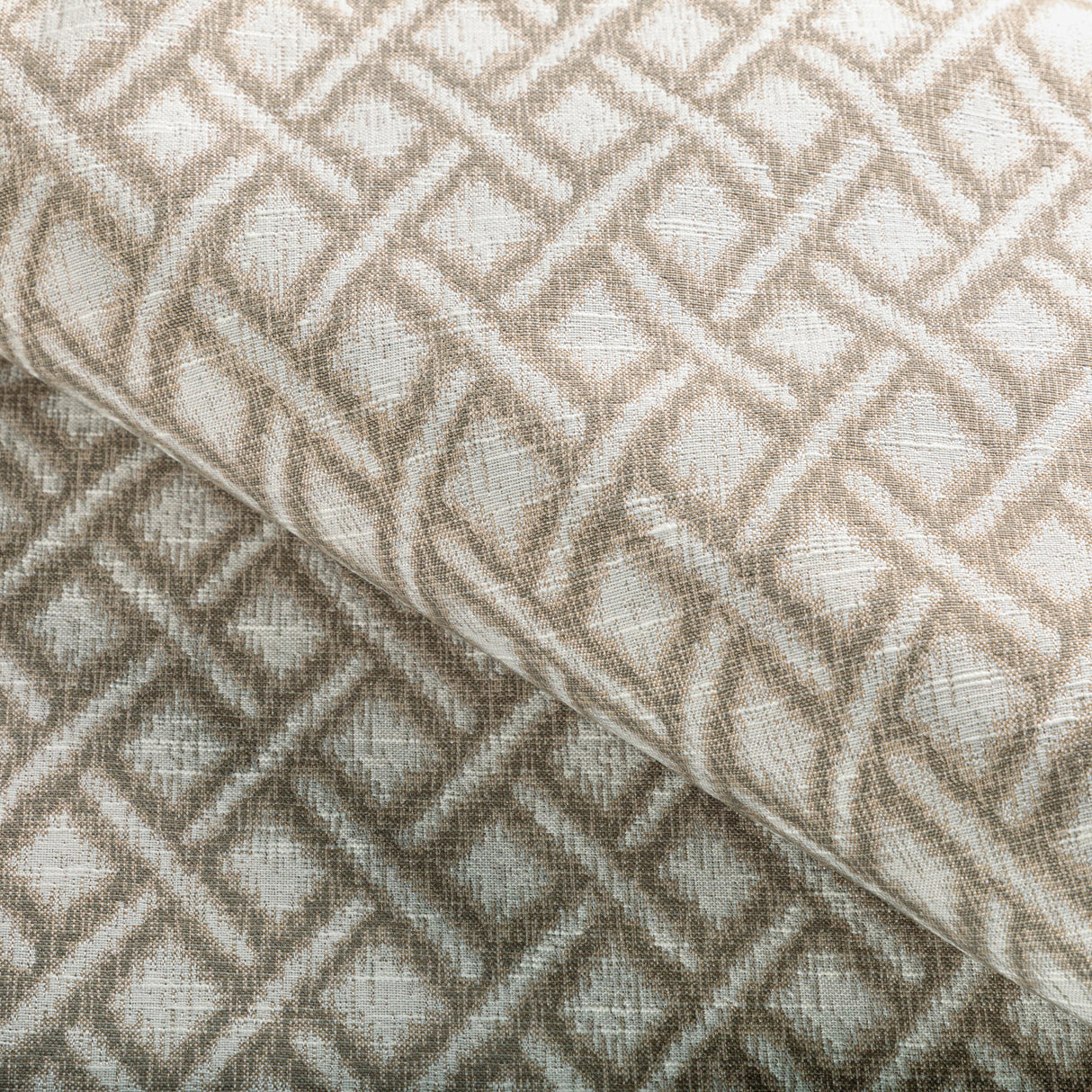 Kravet CASS LINEN Upholstery Fabric