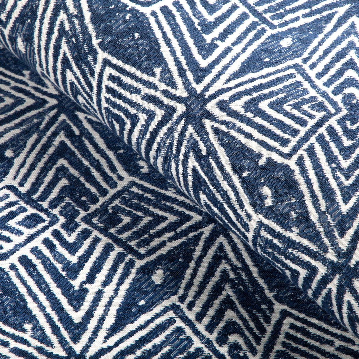 Kravet DESIGN 36793 516 Upholstery Fabric