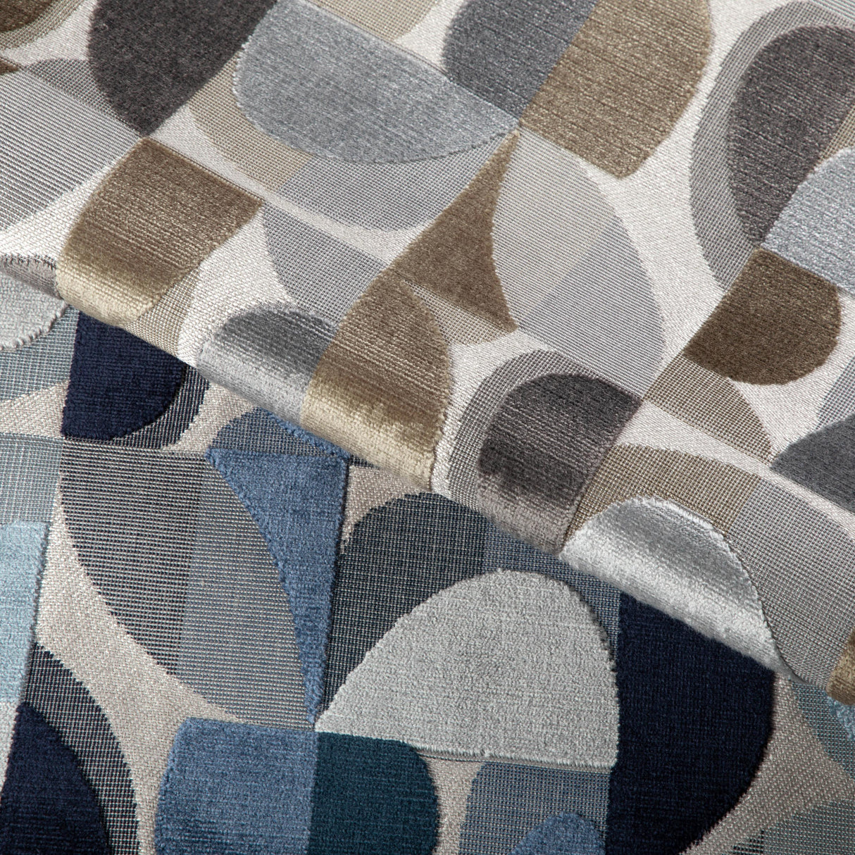 Kravet DESIGN 36903 155 Upholstery Fabric