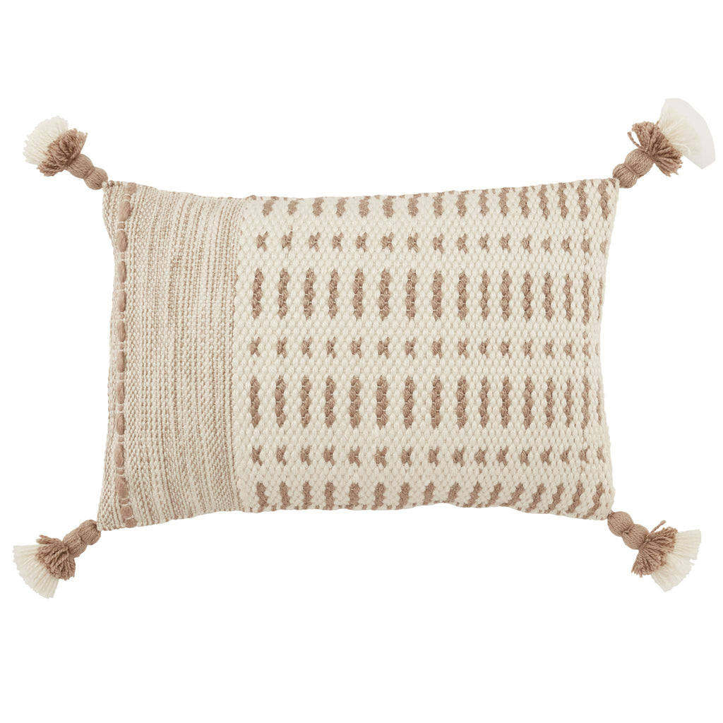 Jaipur Living Calvert Indoor/ Outdoor Tribal Light Taupe/ Ivory Pillow Cover (13"X21" Lumbar)
