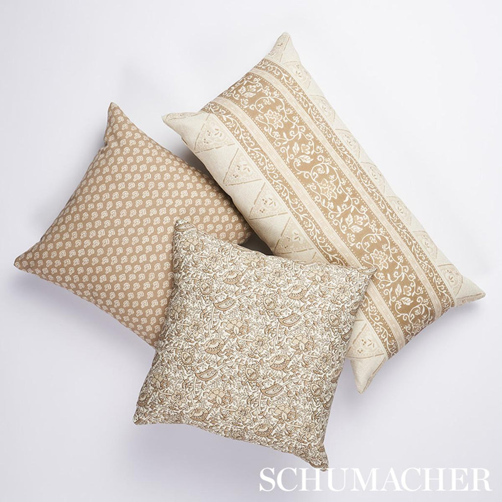 Schumacher Daisy I/O Neutral 18" x 18" Pillow