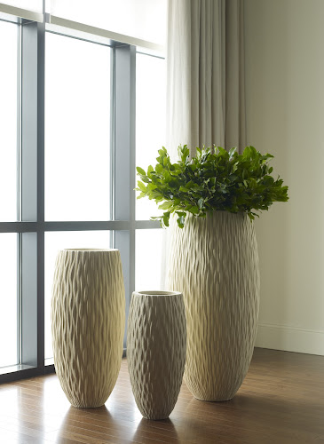 Phillips Collection Rucco MD Planter