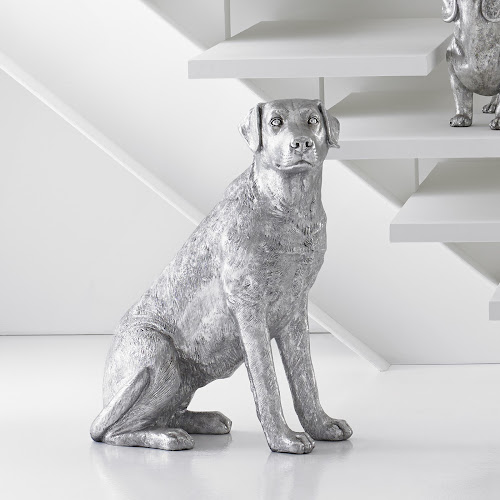 Phillips Collection Labrador Dog, Sitting Silver Leaf Accent