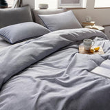 Surya Jessie JSS-1002 Cream Navy 26"H x 26"W Bed