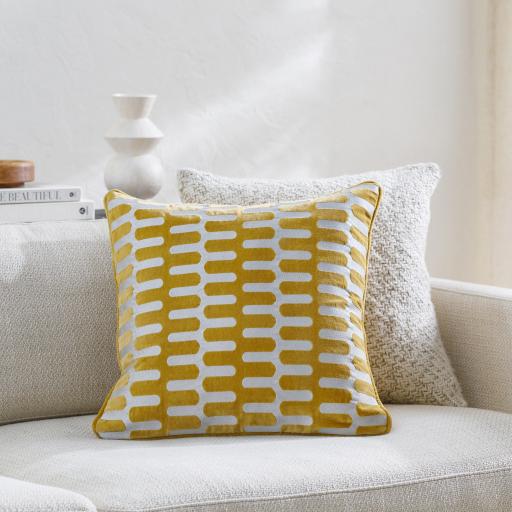 Surya Connecticut CIU-006 Mustard 22"H x 22"W Pillow Cover