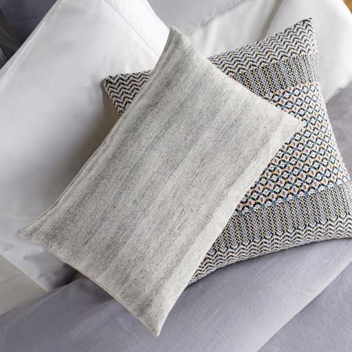 Surya Bonnie BIE-001 18"H x 18"W Pillow Kit