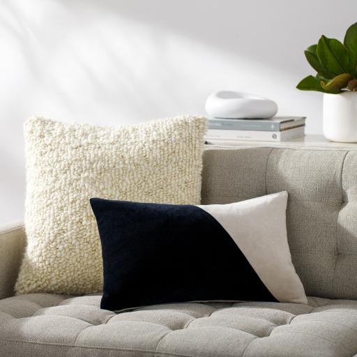 Surya Cotton Velvet CV-074 Black Wheat 18"H x 18"W Pillow Kit