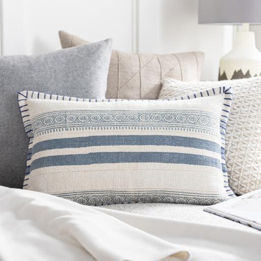 Surya Lola LL-006 18"H x 18"W Pillow Kit