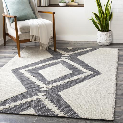 Surya Azalea AZA-2300 2' x 3' Rug