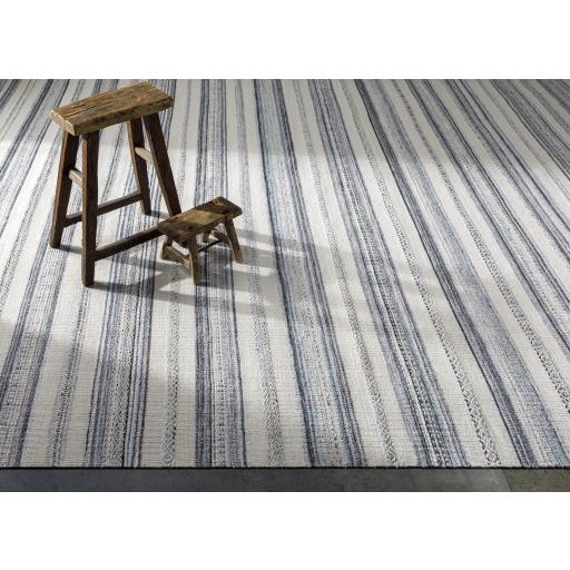 Surya Azalea AZA-2318 8' x 10' Rug
