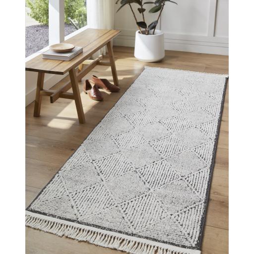Surya Berlin BLR-2315 6'7" x 9' Rug