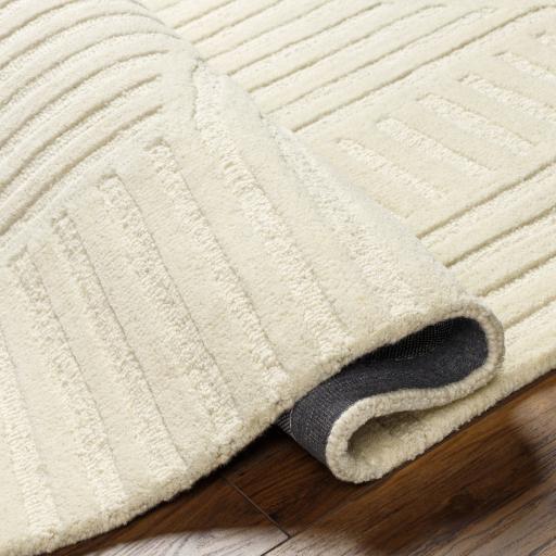 Surya Brook BKO-2315 5' x 7'6" Rug