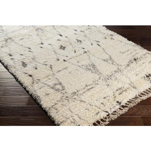 Surya Camille CME-2304 Black Cream 5' x 7'6" Rug
