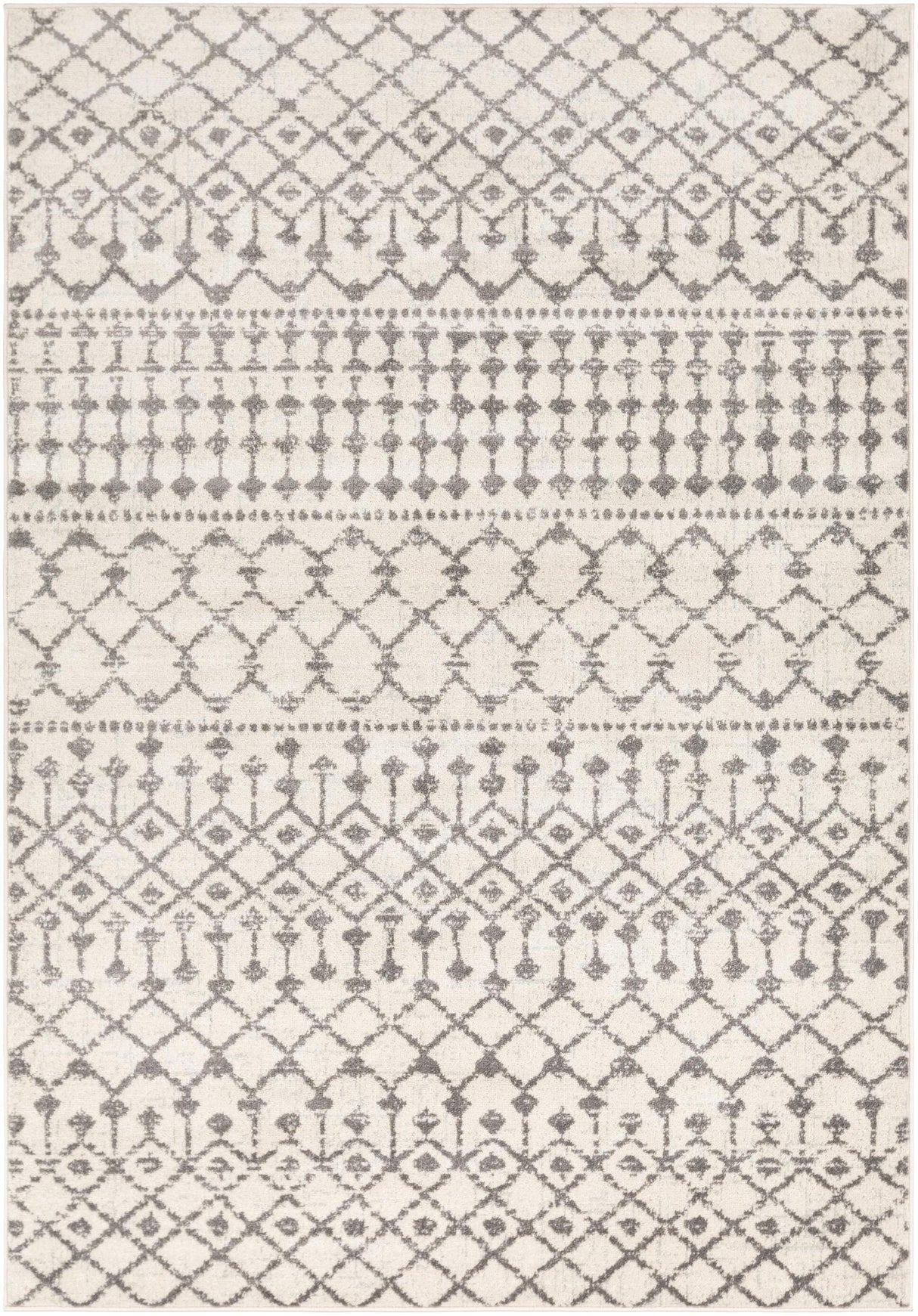 Surya Chester CHE-2319 6'7" x 9' Rug