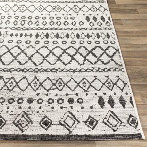 Surya Eagean EAG-2341 Black White 6'7" Round Rug