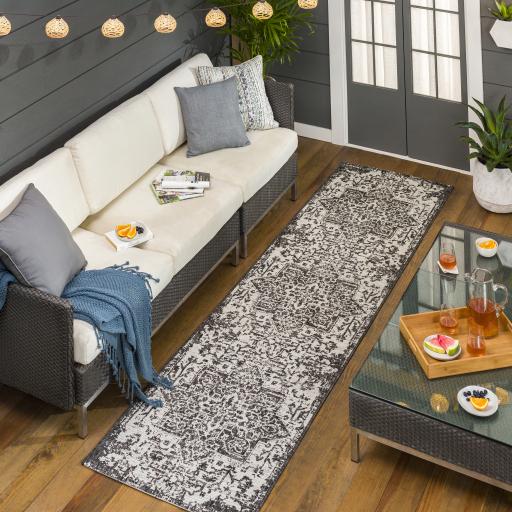 Surya Eagean EAG-2379 5'3" Round Rug