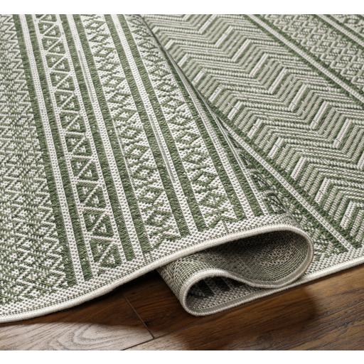 Surya Eagean EAG-2425 7'10" Round Rug