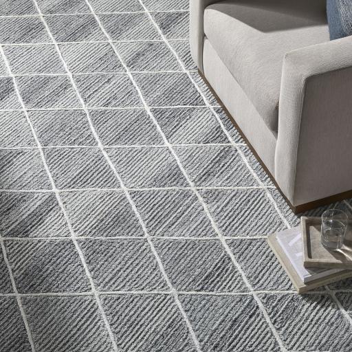Surya Eaton EAT-2302 8' x 10' Rug