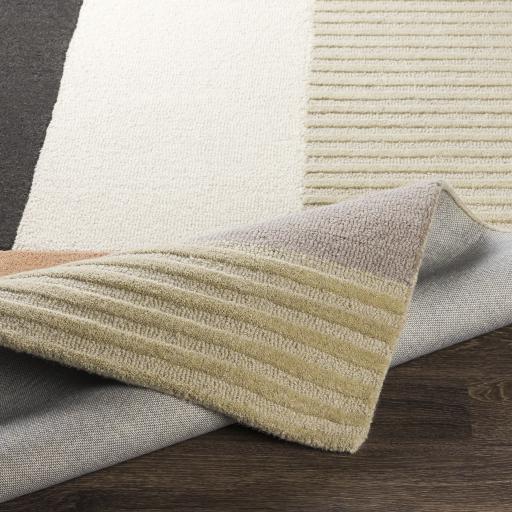 Surya Emma EMM-2304 5' x 7'6" Rug