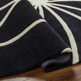 Surya Forum FM-7072 Black Cream 6' x 9' Kidney Rug