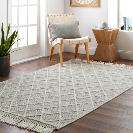 Surya Hemingway HMG-2302 3' Round Rug