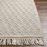 Surya Hemingway HMG-2304 5' Round Rug
