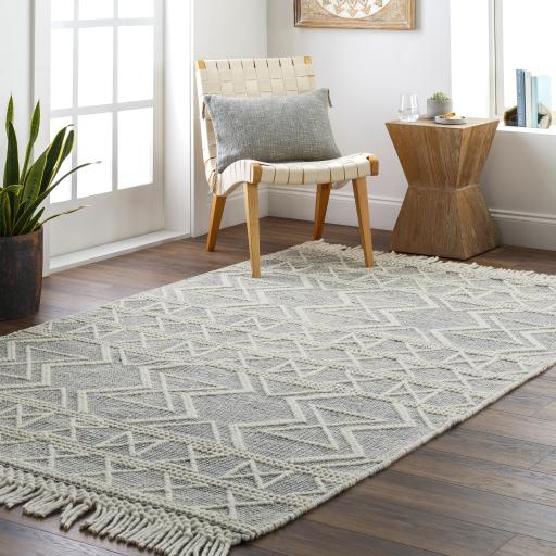 Surya Hemingway HMG-2307 5' Round Rug