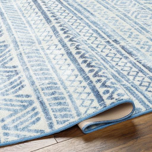 Surya Hera HRH-2305 8'10" x 11'10" Rug
