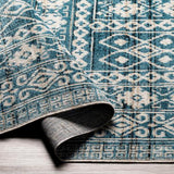 Surya Lavadora LVR-2300 6'7" Round Rug