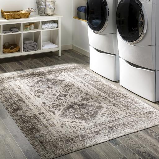 Surya Lavadora LVR-2301 5'3" x 7' Rug