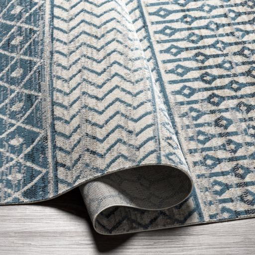 Surya Lavadora LVR-2335 5'3" x 7' Rug