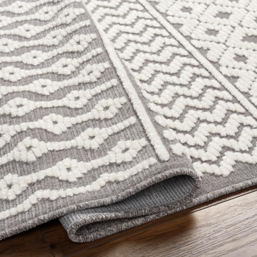 Surya Lyna LYA-2311 3'3" x 5' Rug