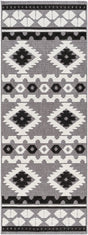 Surya Lyna LYA-2321 3'3" x 5' Rug