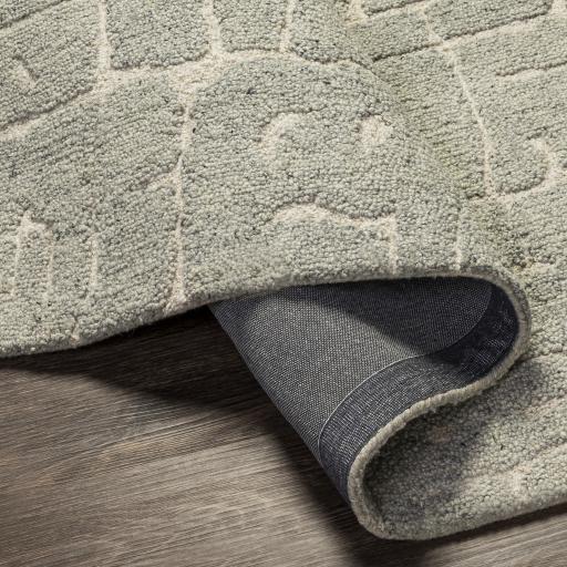 Surya Madelyn MYN-2305 8'10" x 12' Rug