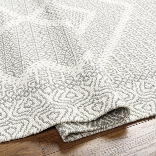 Surya Mardin MDI-2316 2' x 3' Rug