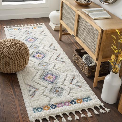 Surya Lofty LOF-2301 2'7" x 7'3" Rug
