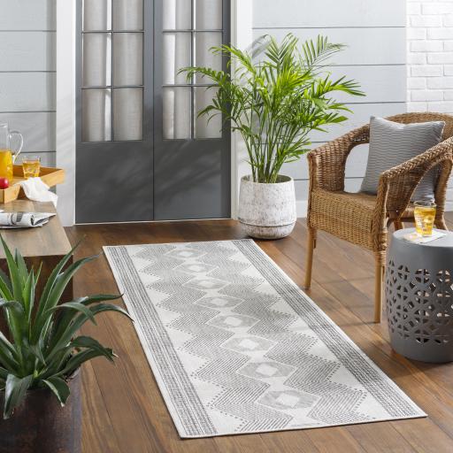 Surya Long Beach LBH-2347 6'7" x 9' Rug