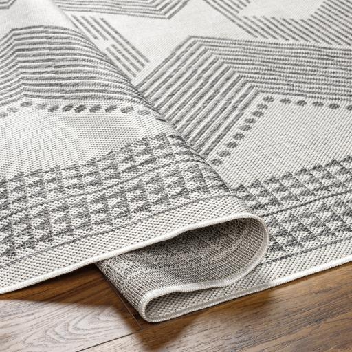 Surya Long Beach LBH-2347 6'7" x 9' Rug