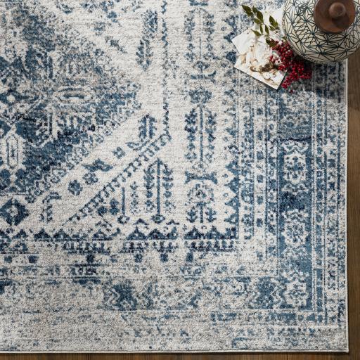 Surya Monte Carlo MNC-2313 6'11" x 9' Rug