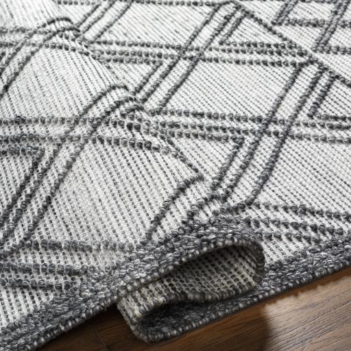 Surya Napoli NPO-2309 5' x 7'6" Rug