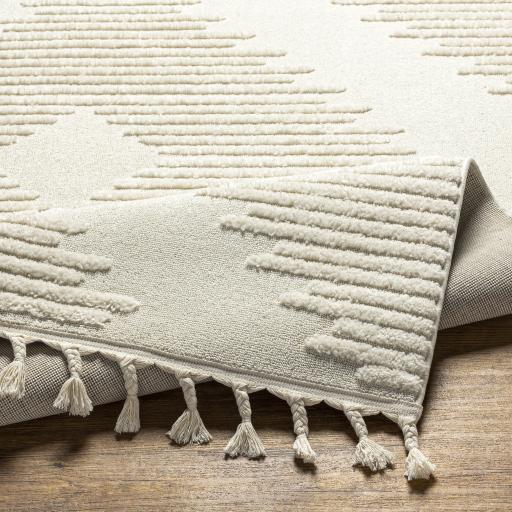 Surya Nora NOA-2304 5'3" x 7' Rug