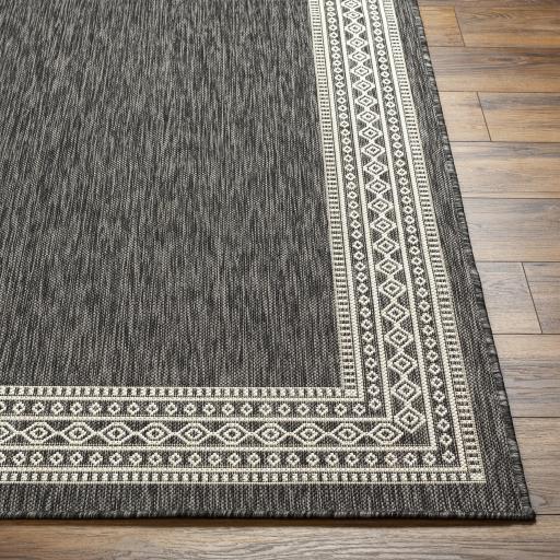 Surya Ravello RVL-2335 5'3" x 7' Rug