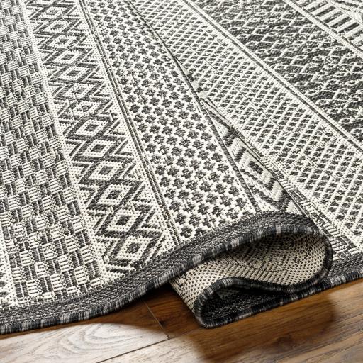 Surya Ravello RVL-2374 Black Ivory 2' x 2'11" Rug