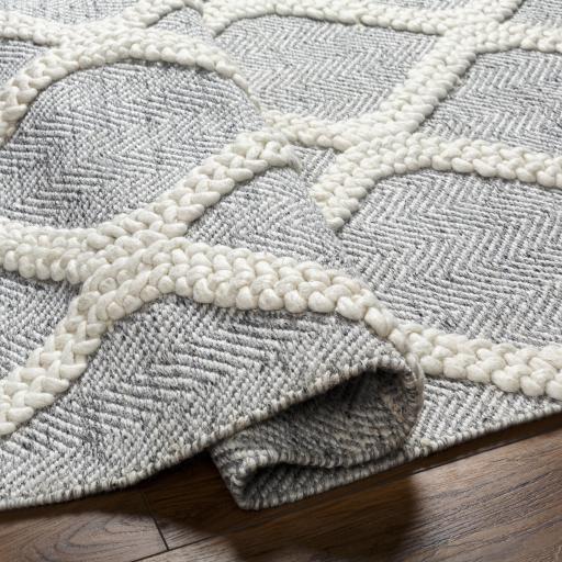 Surya Nina NNA-2301 5' x 7'6" Rug