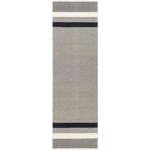 Surya Osasuna OSA-2302 2'6" x 8' Rug