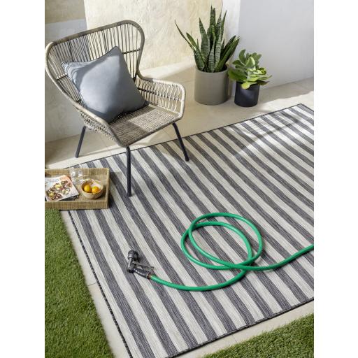 Surya Pasadena PSA-2304 4'3" x 5'11" Rug
