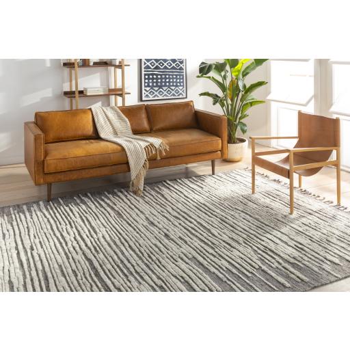 Surya Sahara SAH-2301 4' x 6' Rug