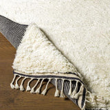 Surya Sahara SAH-2302 2' x 3' Rug