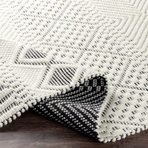 Surya Saint Clair SIC-2300 2'6" x 8' Rug